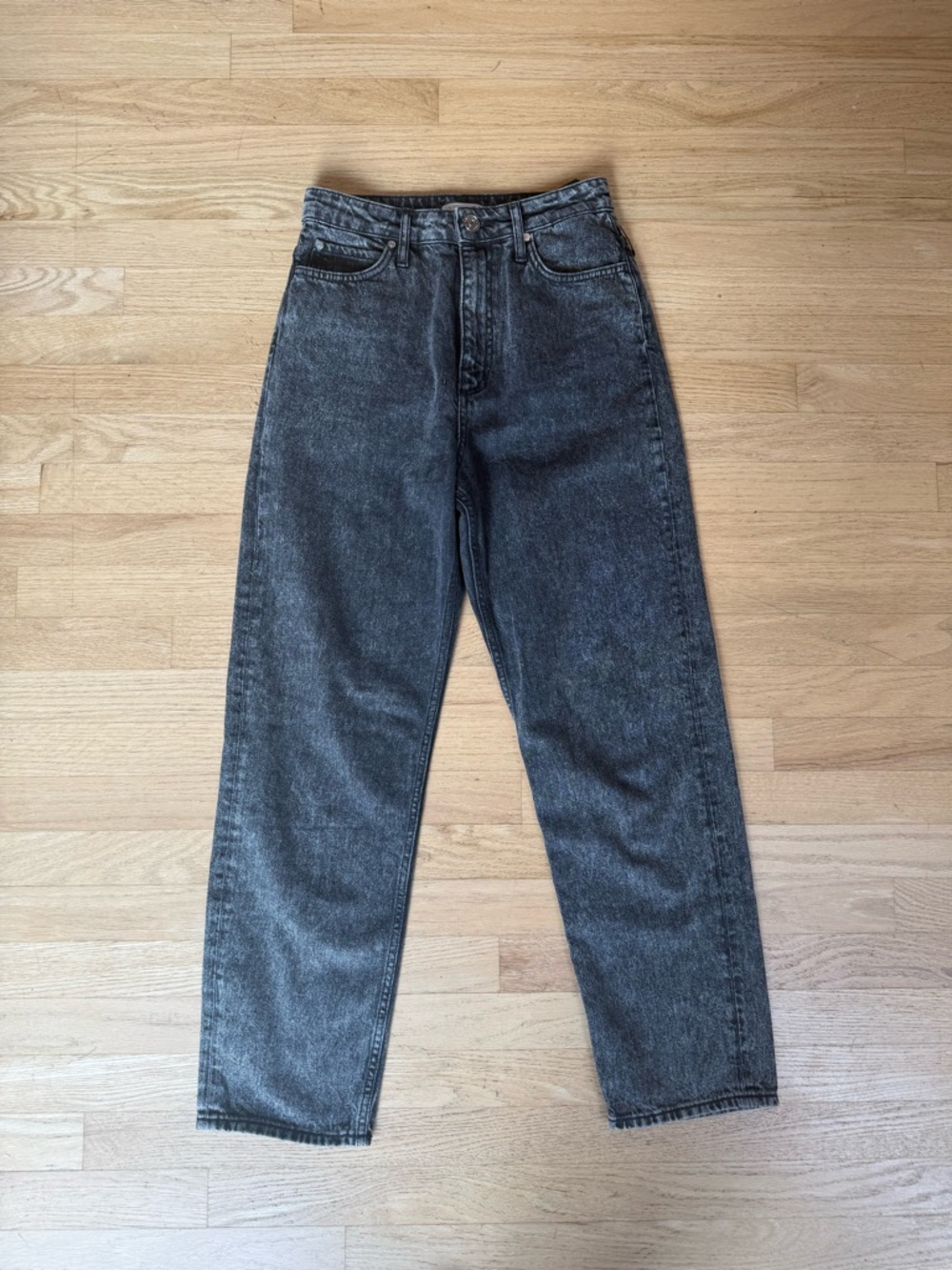 NWT: Sandro Paris High Waist Mom Jeans, Grey Acid Wash, sz. FR36 = US 4/26
